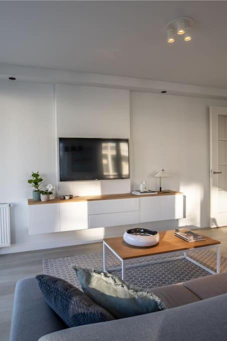 Home Away, Light And Bright กัดซันด์ ภายนอก รูปภาพ
